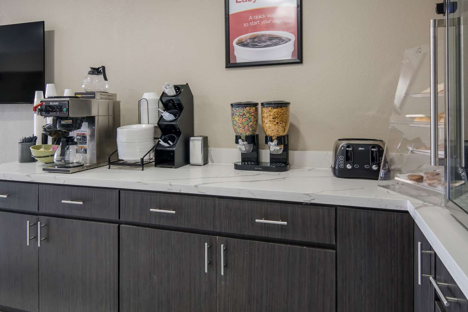 Super 8 by Wyndham Waco North I-35 14/16