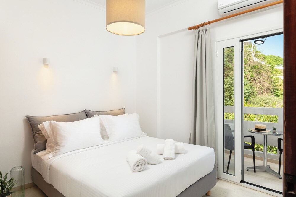 Thelesi Apartments 14/50