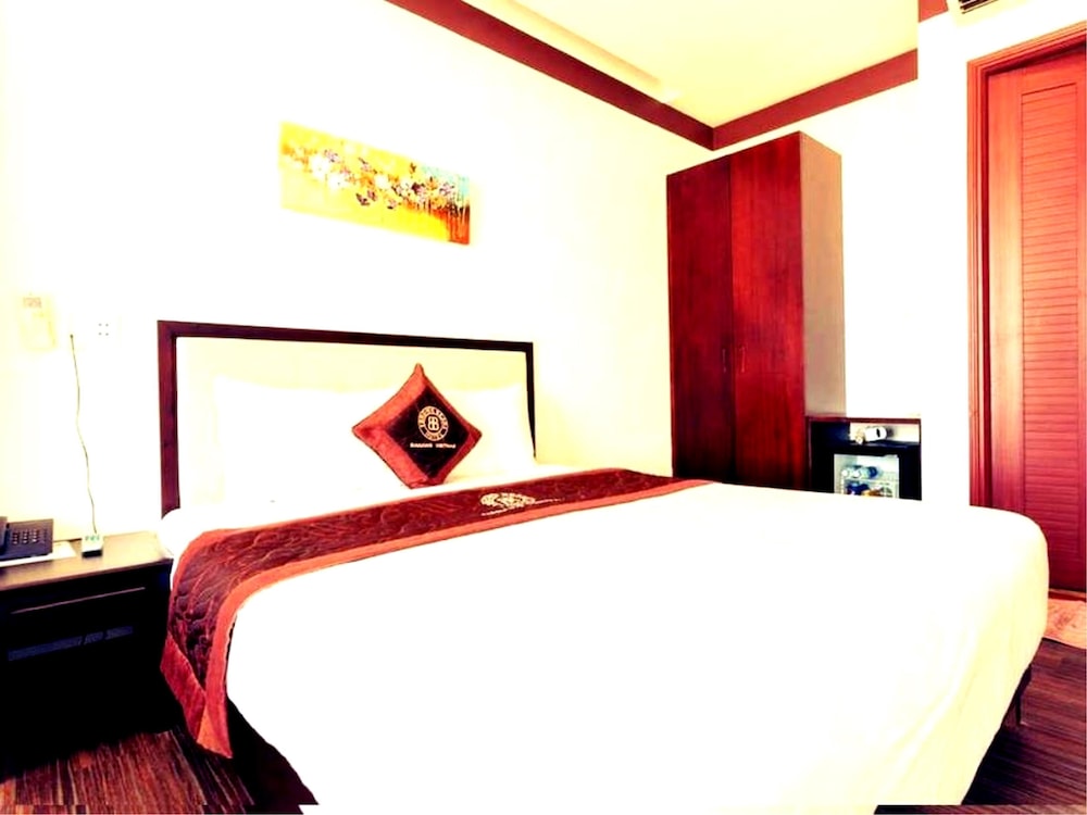 Brown Bean Hotel 10/30