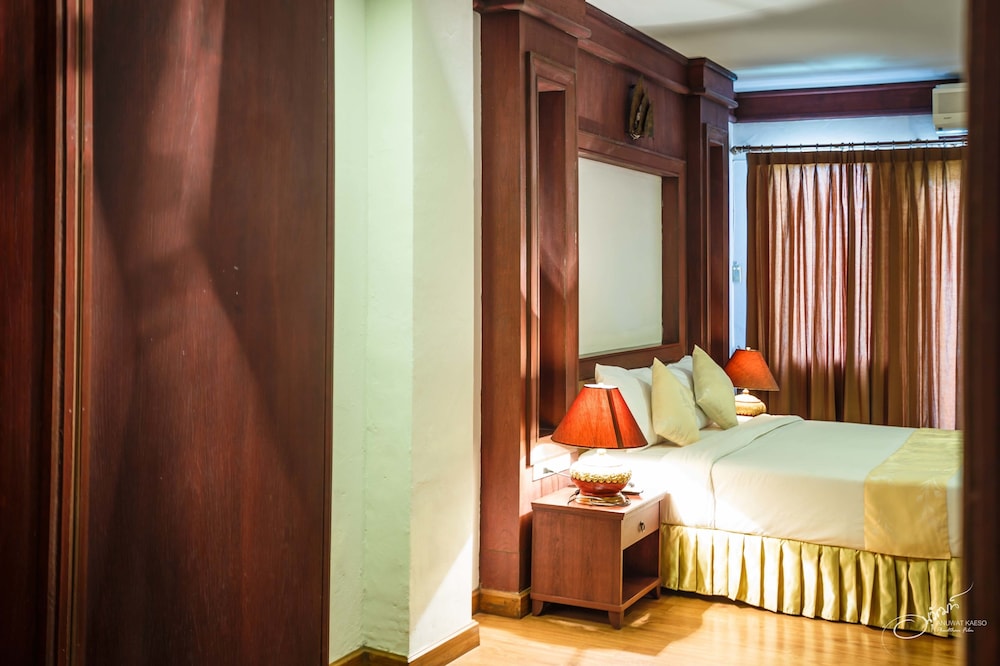 Gassan Lake City Golf Club and Resort Lamphun 11/50