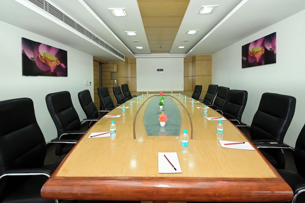 JAGRATI LORDS INN JAIPUR 36/50