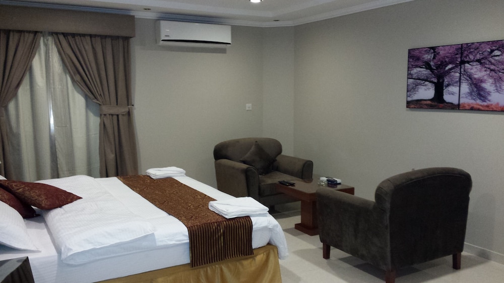 Basic, 3 Beds