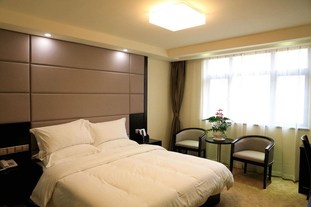 Standard, Double Bed