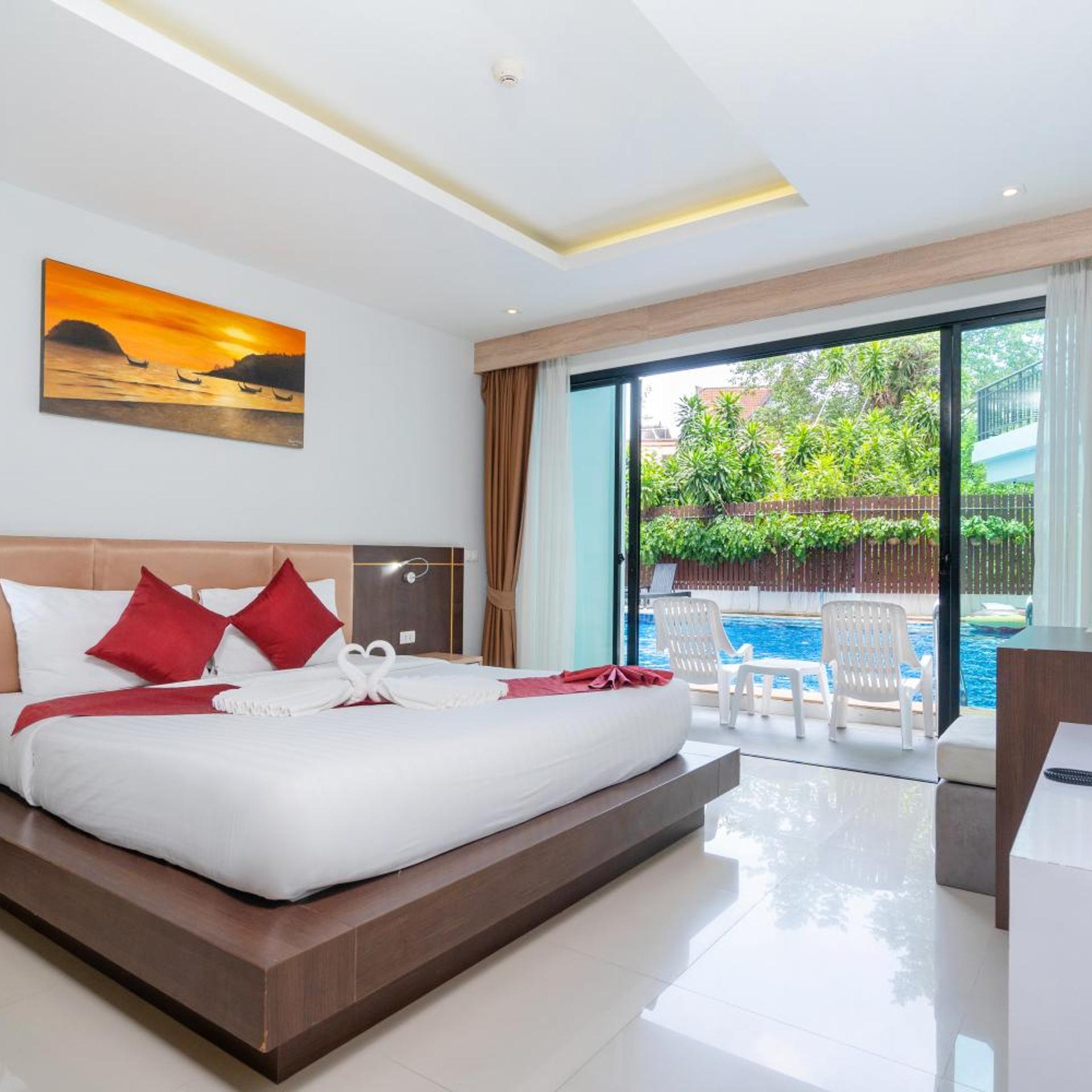 Deluxe, Double Bed, Pool Access