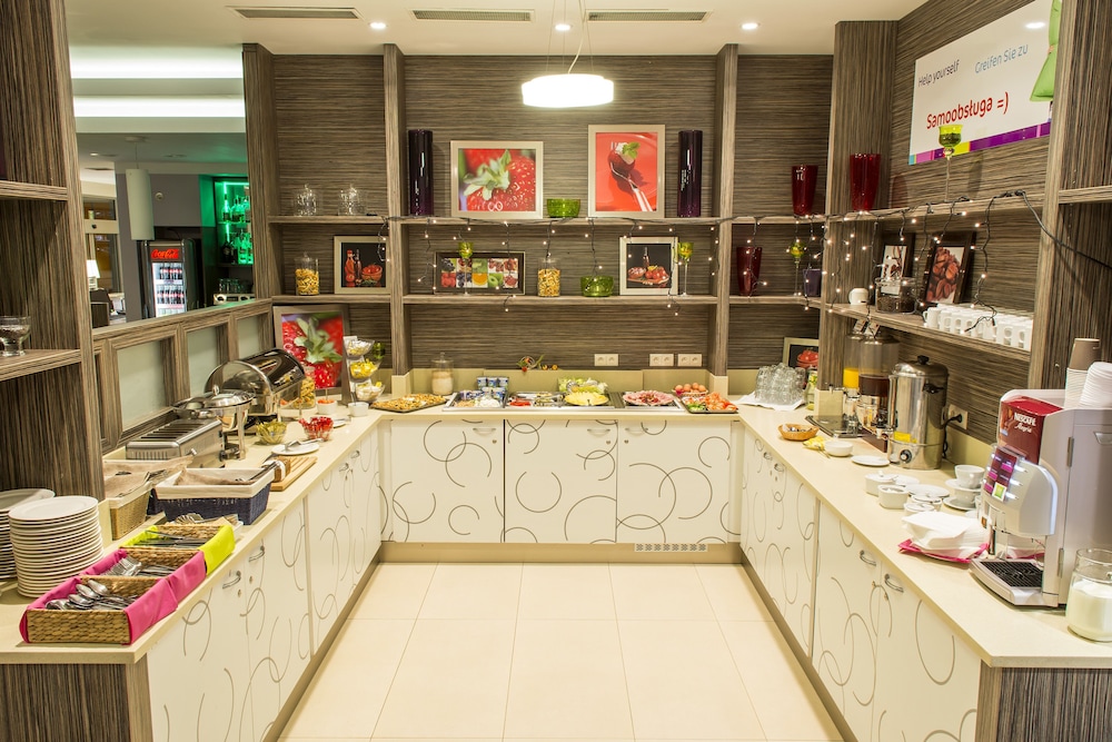 Hotel Ibis Styles Walbrzych 16/70