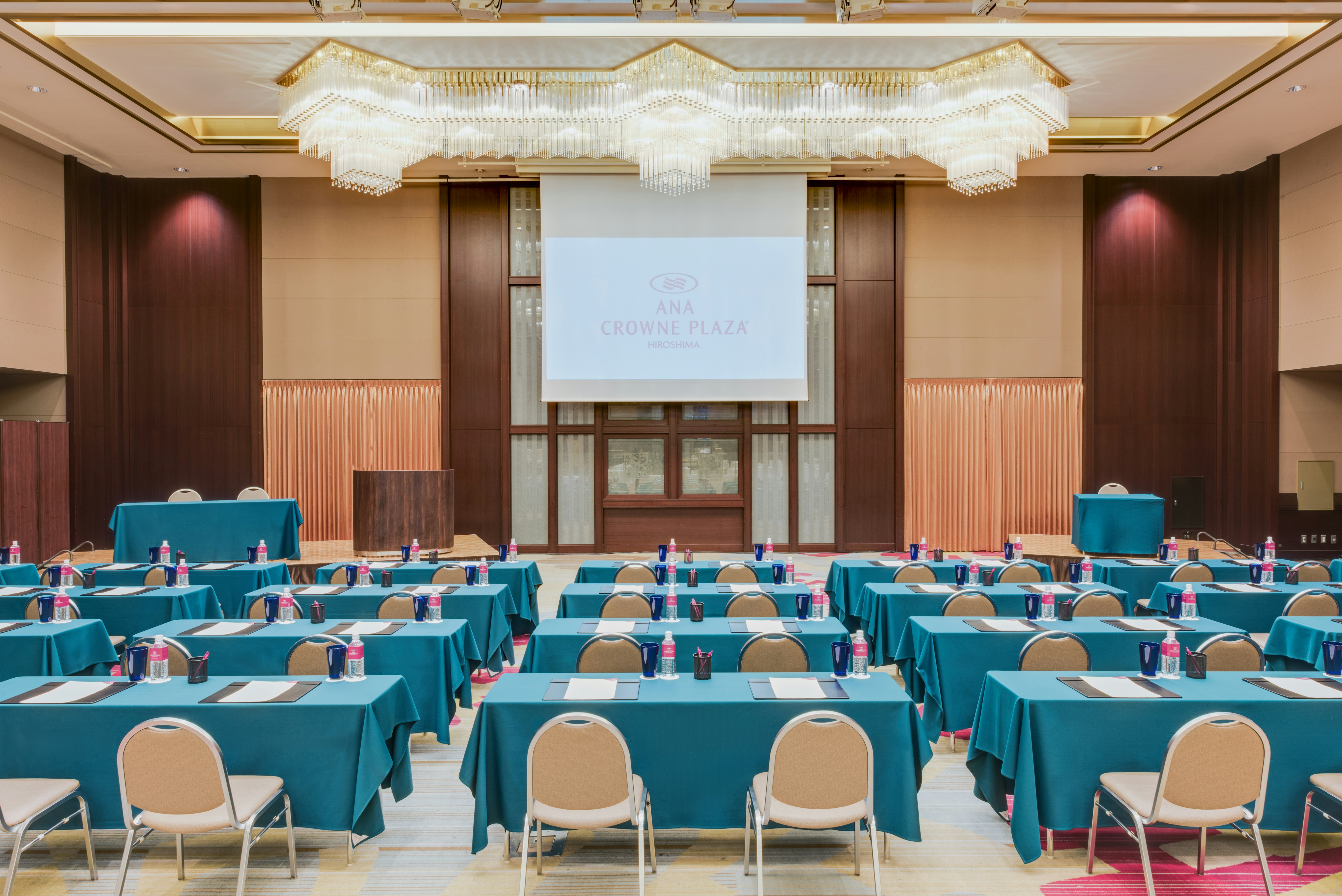 Ana Crowne Plaza Hotel Hiroshima 66/76
