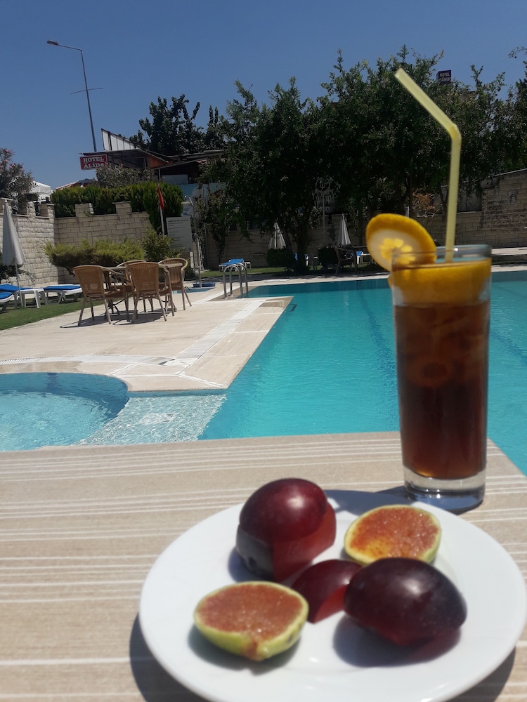 Hal-Tur Hotel 28/50