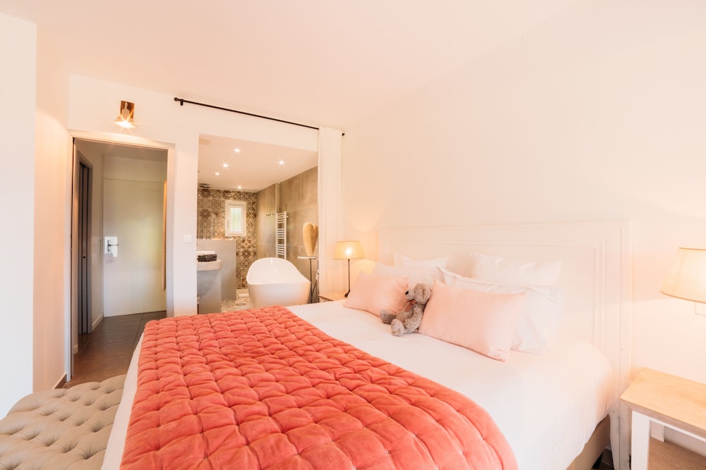Hotel Font Mourier 10/74