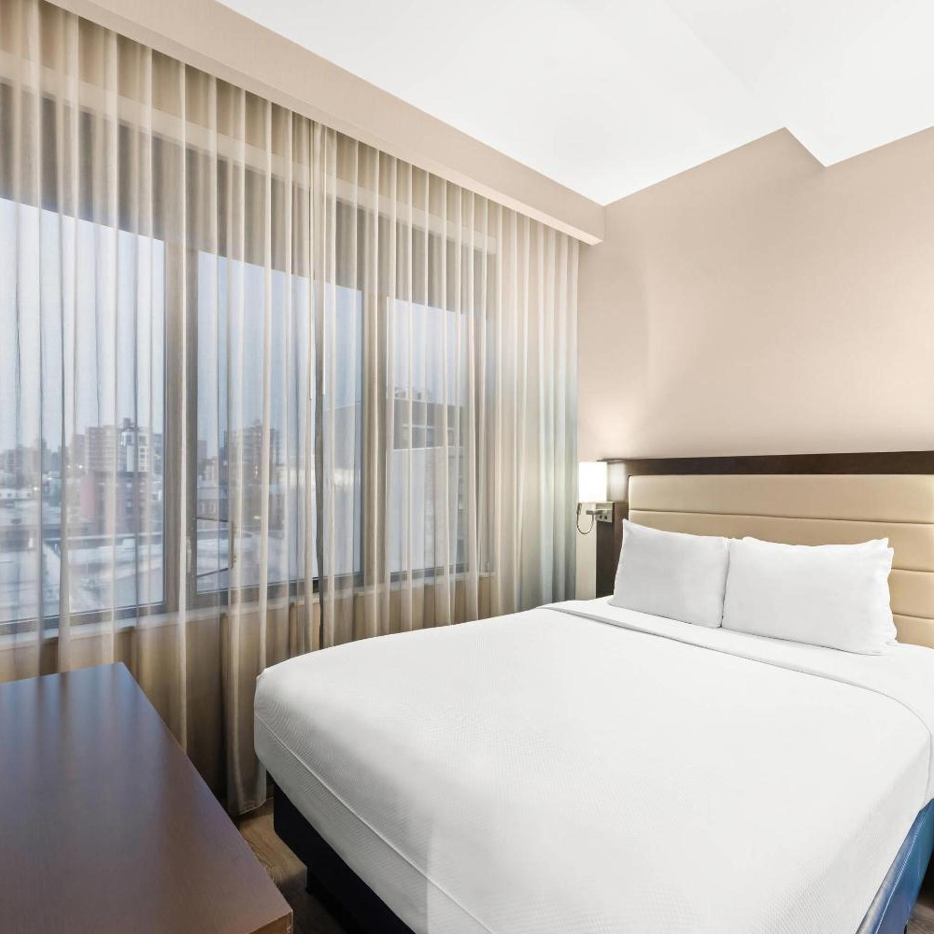 Efficiency, Queen Bed، Comfort Inn Prospect Park-Brooklyn 2/4