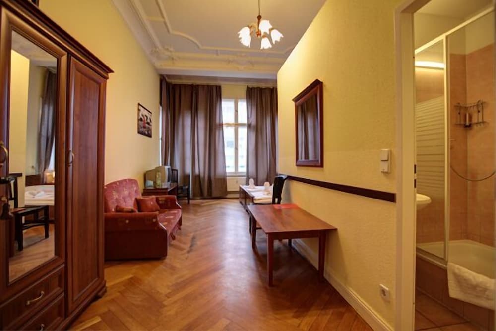 Hotel-Pension Bernstein 14/25