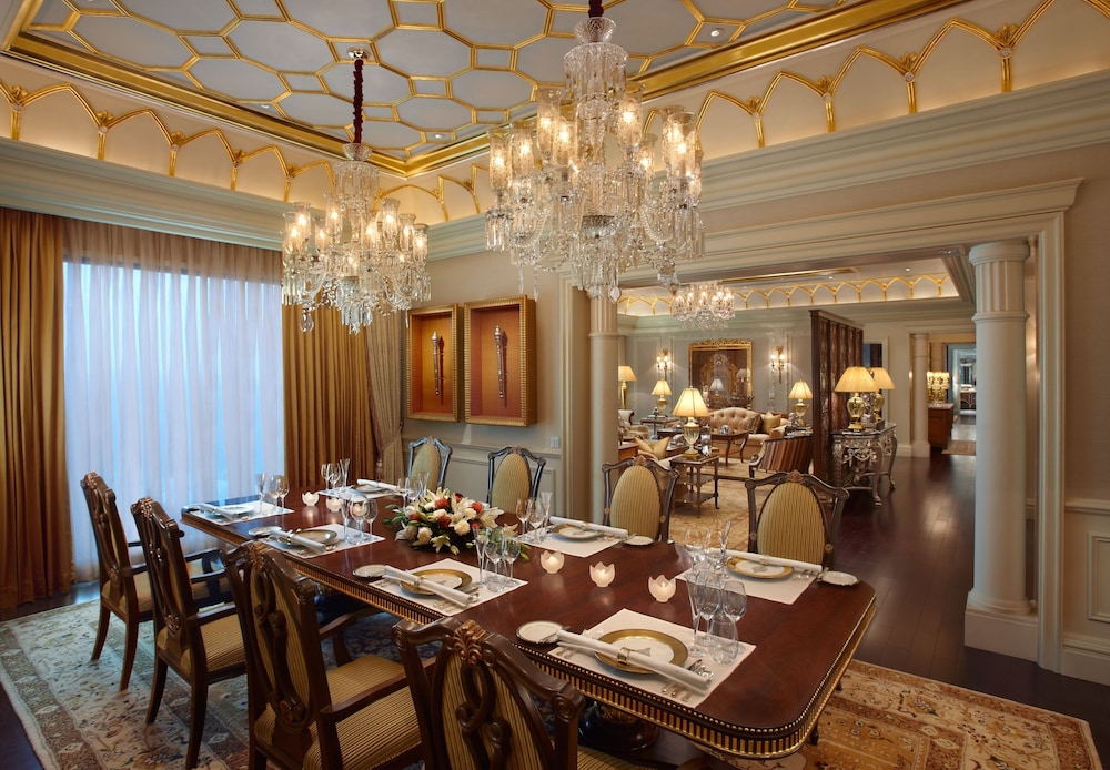 The Leela Palace New Delhi 60/74