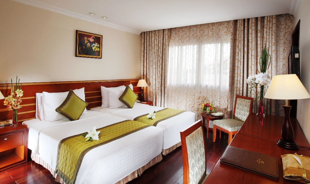 Deluxe, Twin Beds