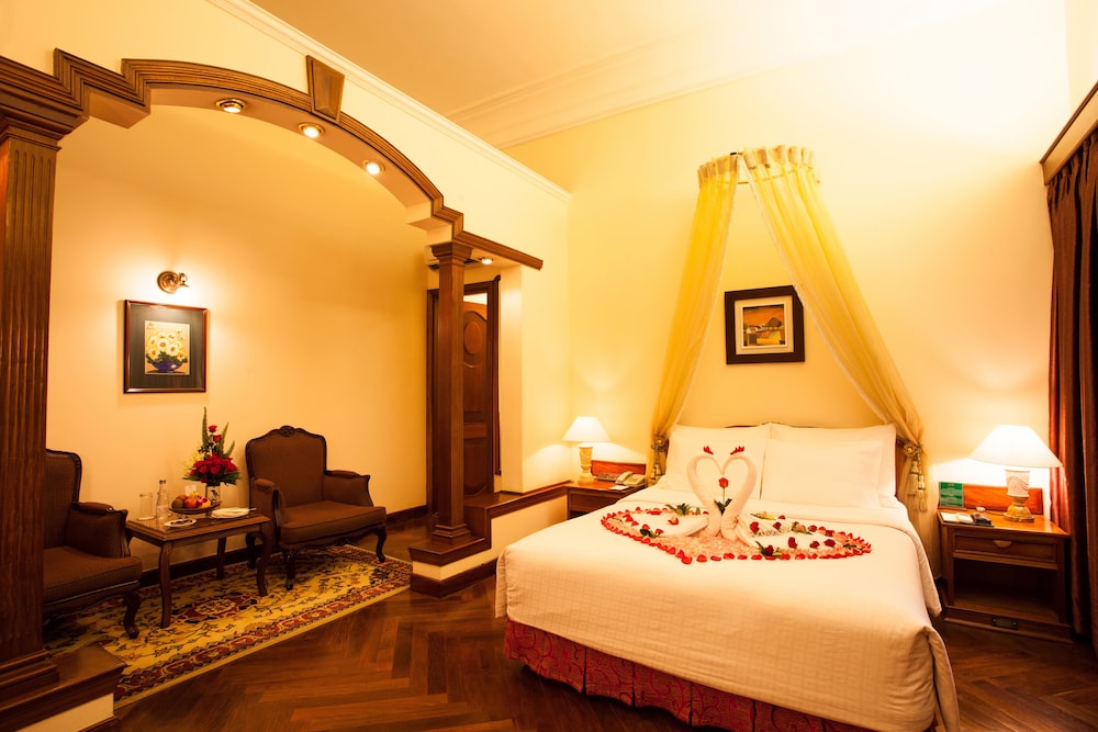 Majestic Hotel 14/34