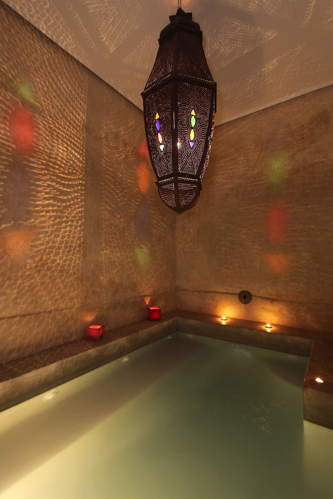 Riad O2 24/50