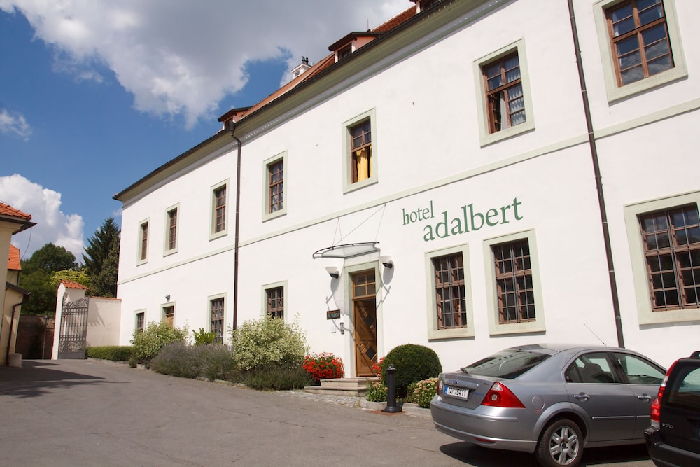 Hotel Adalbert 60/69