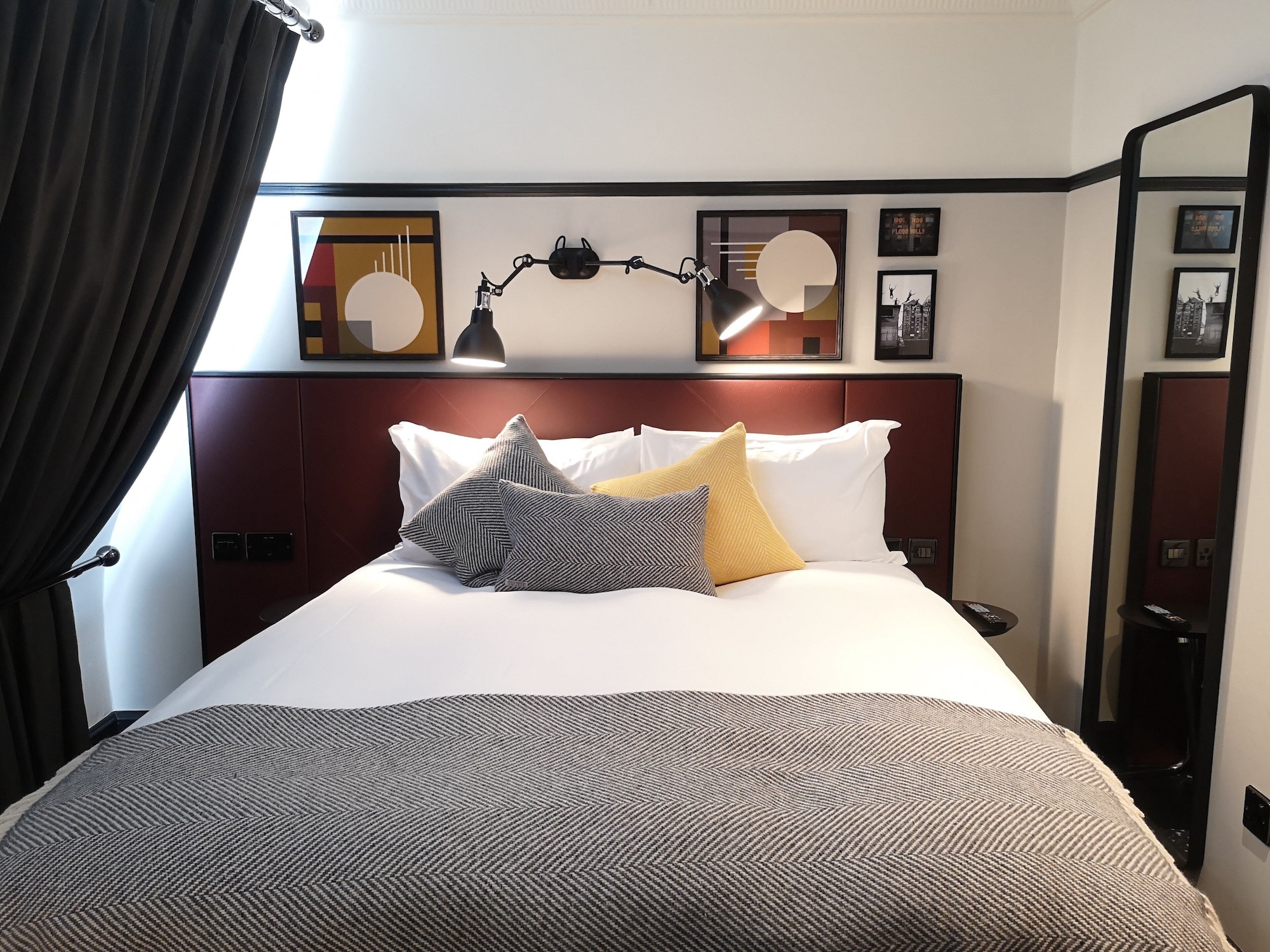 CLASSIC, DOUBLE BED