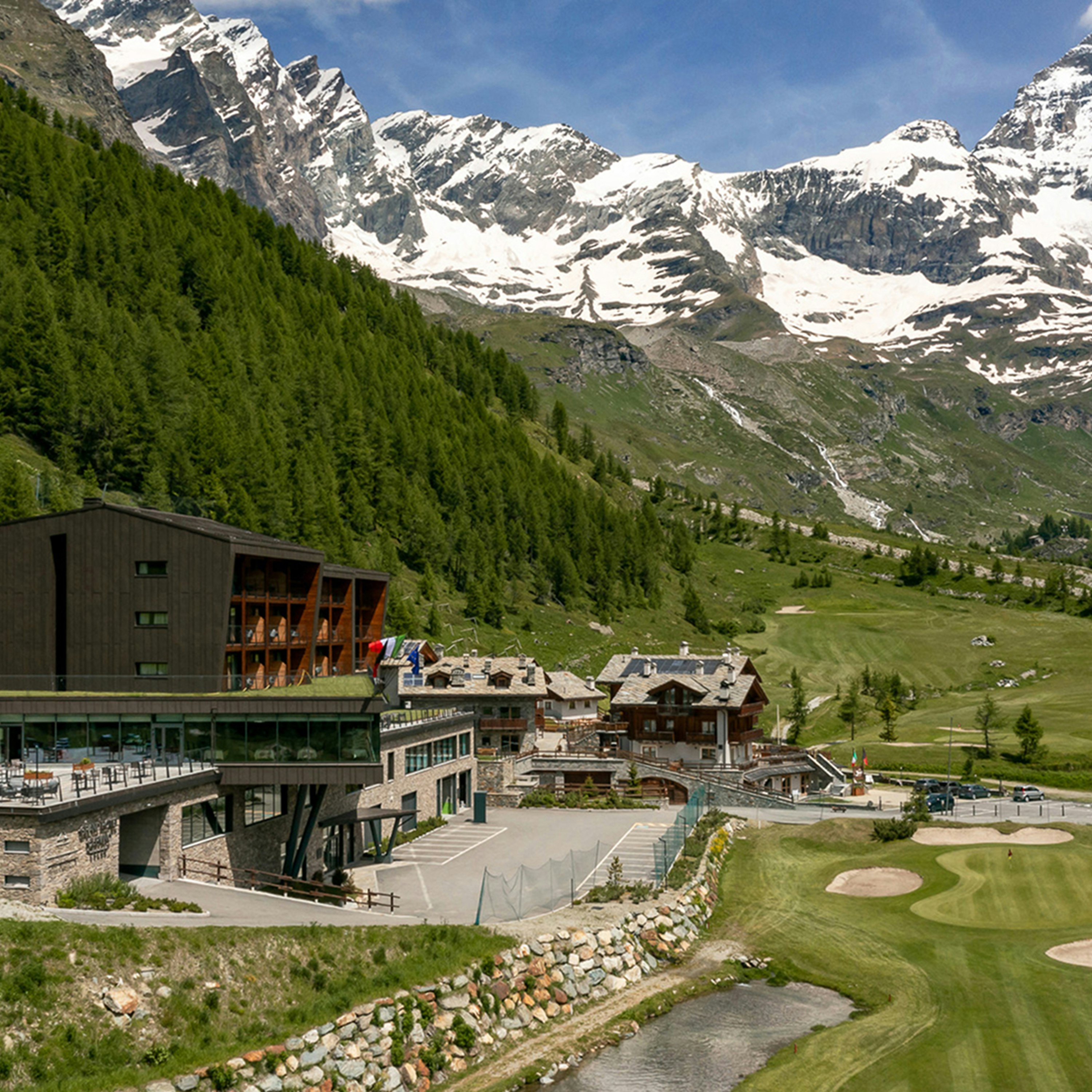 VRetreats Cervino The Alps 59/61