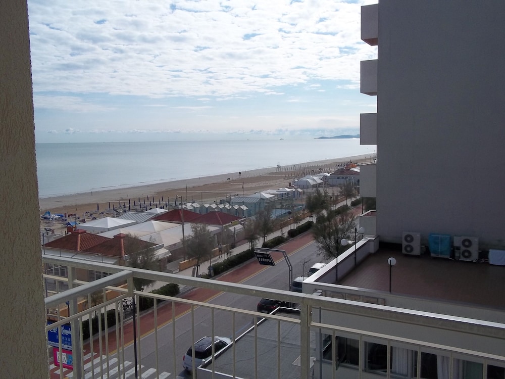 Hotel Italia 45/50