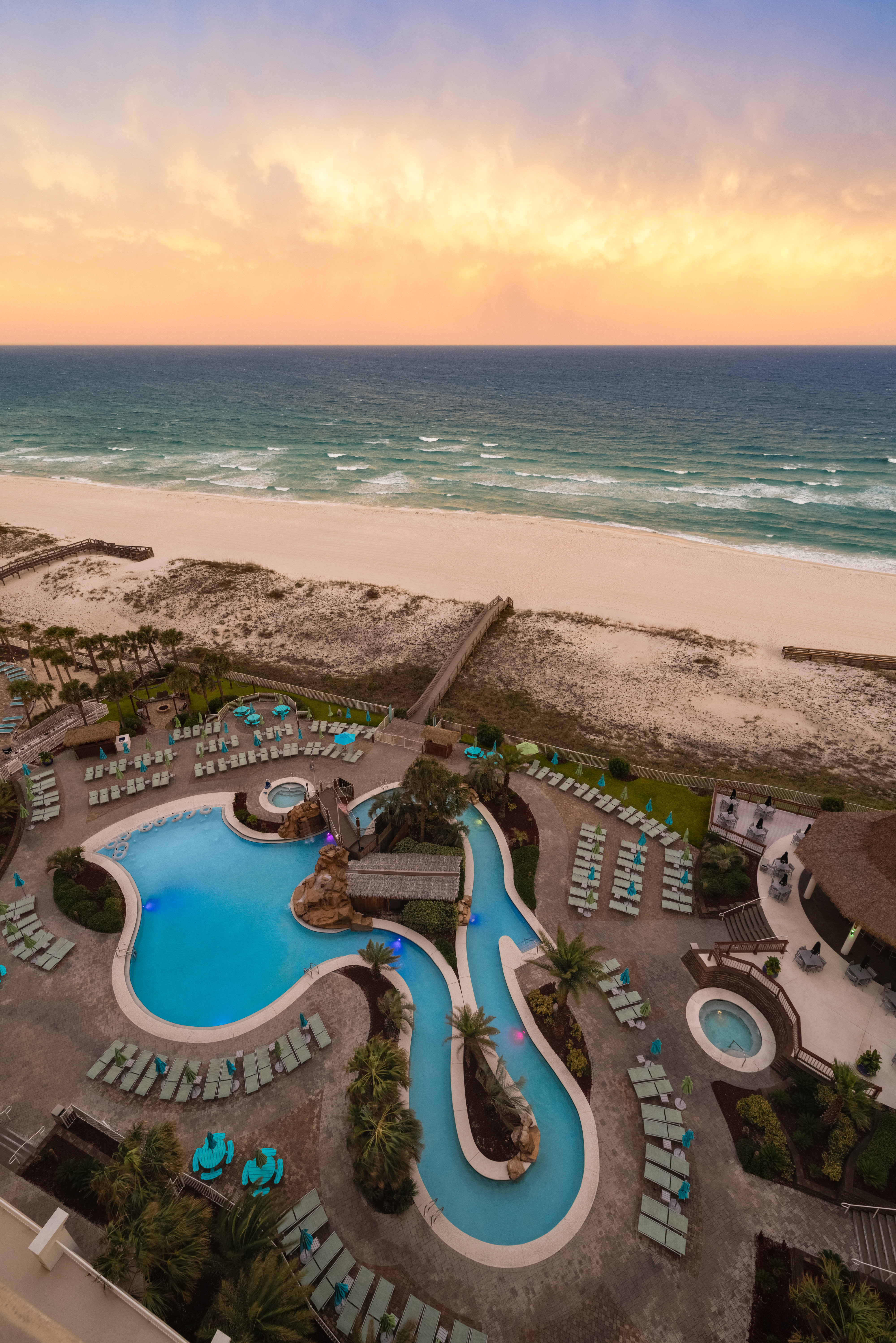 Holiday Inn Resort Pensacola Beach 76/78