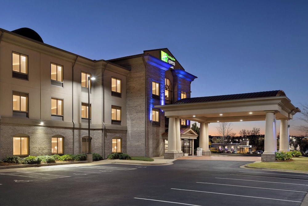 Holiday Inn Express Hotel Suites Opelika Auburn 2/71