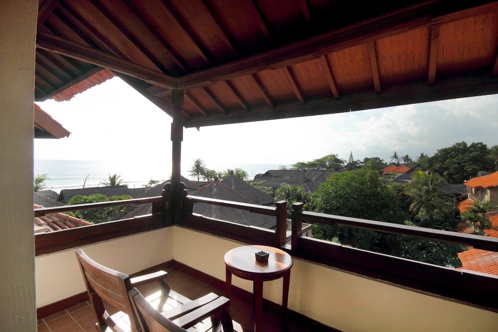Grand Balisani Suites Hotel 52/71