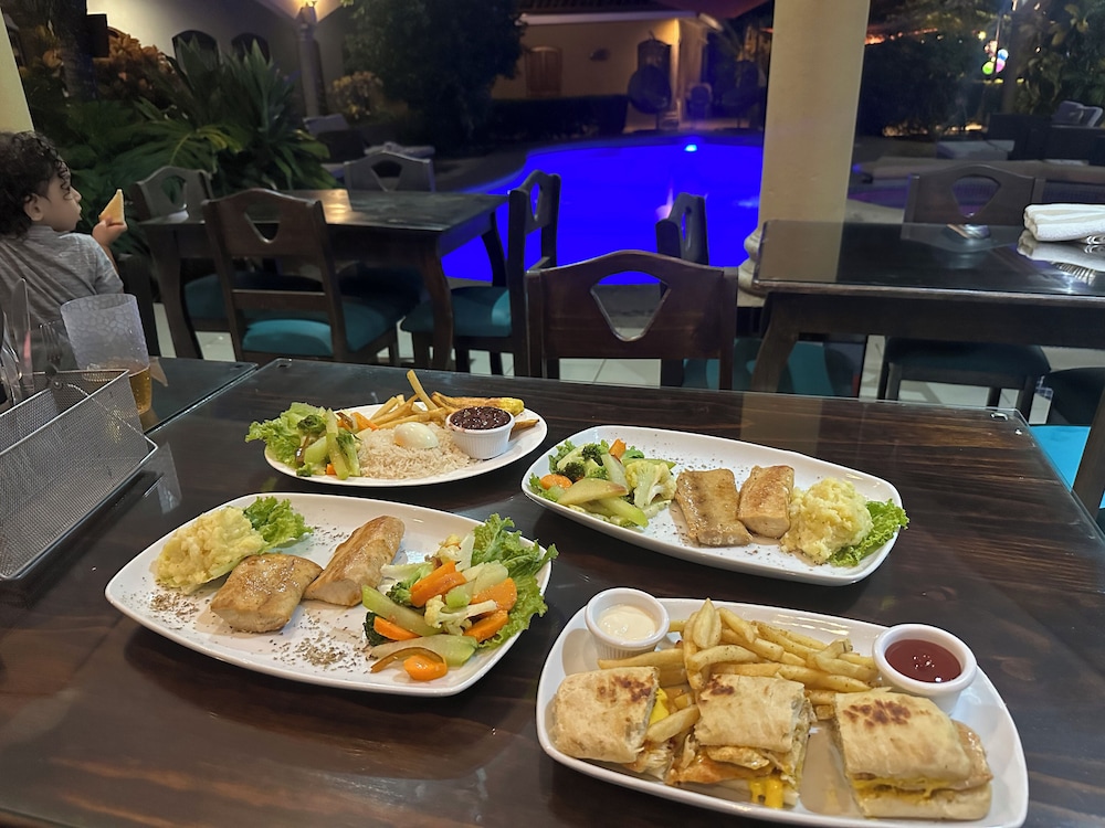 Las Brisas Resort and Villas 35/50