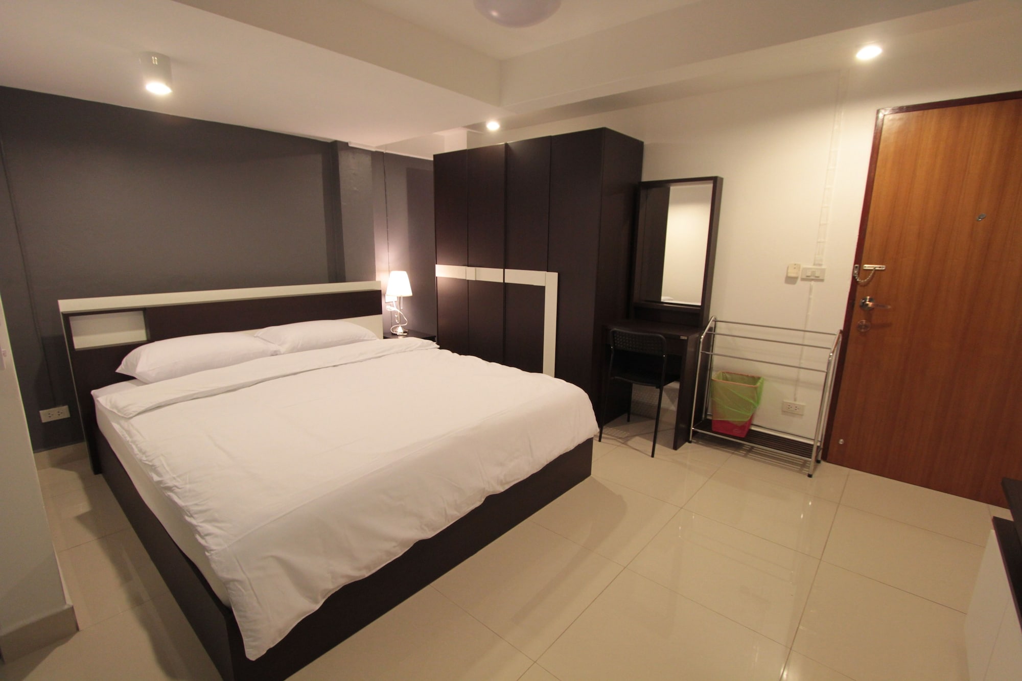 SUPERIOR, DOUBLE BED