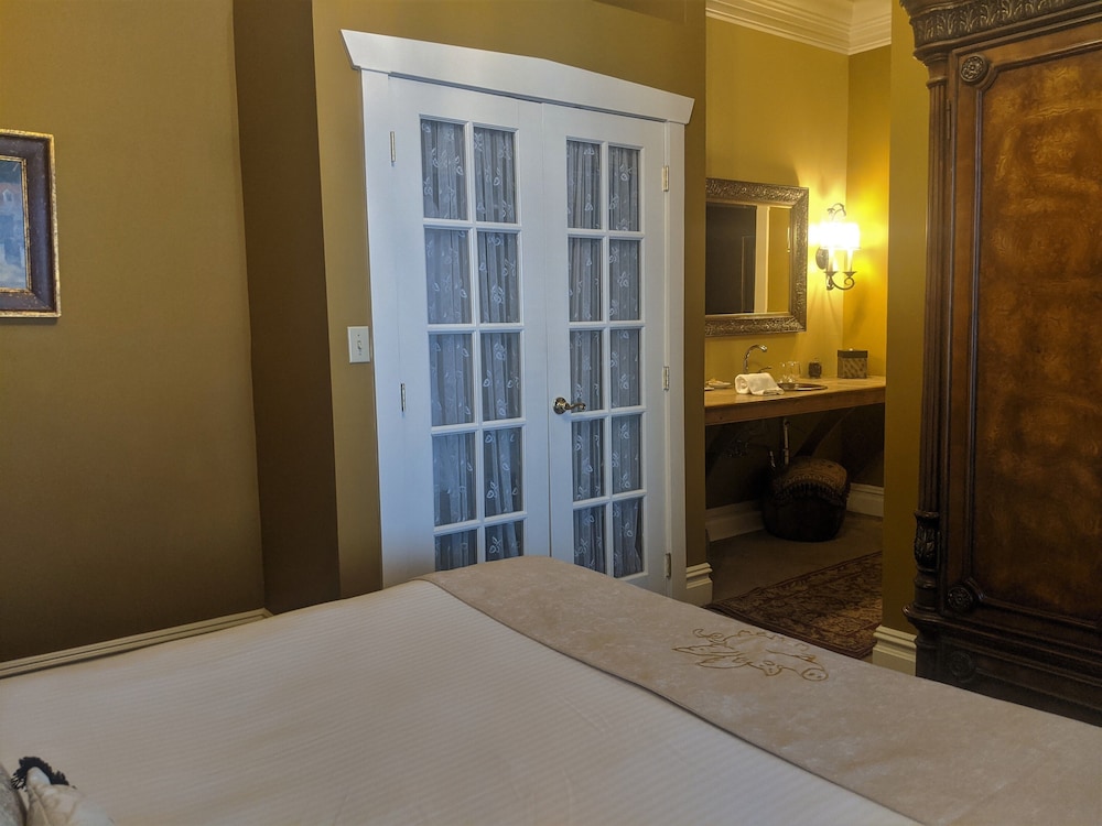 Inn At Leola Village 30/72