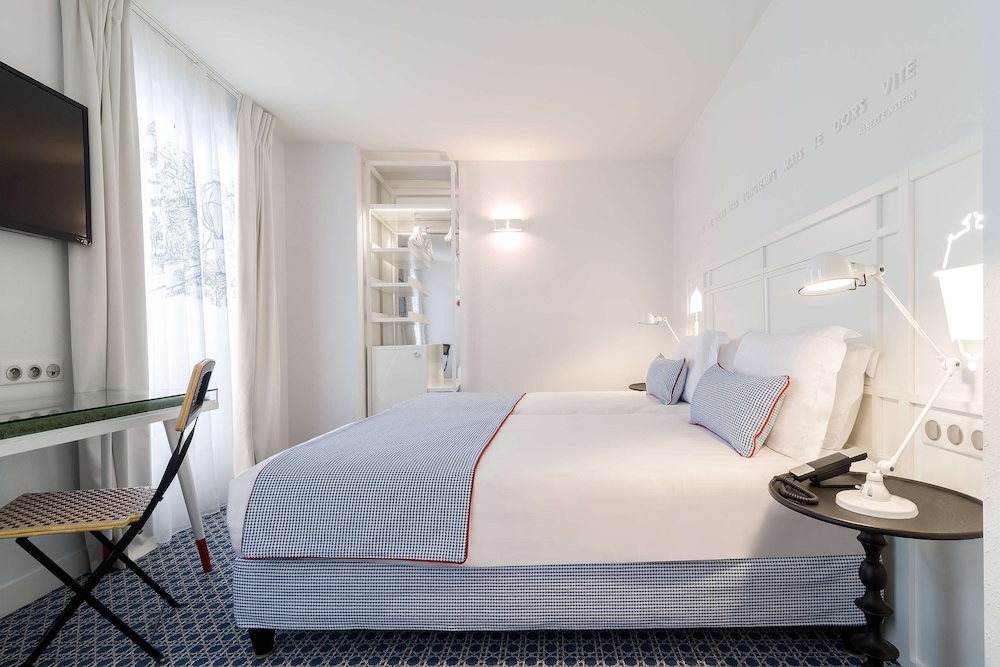Hotel 34B Astotel (ex-Bergere Opera) 18/74