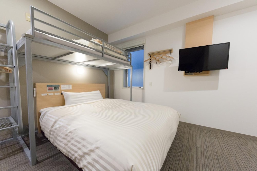 Super Hotel Tokyo Otsuka 10/30