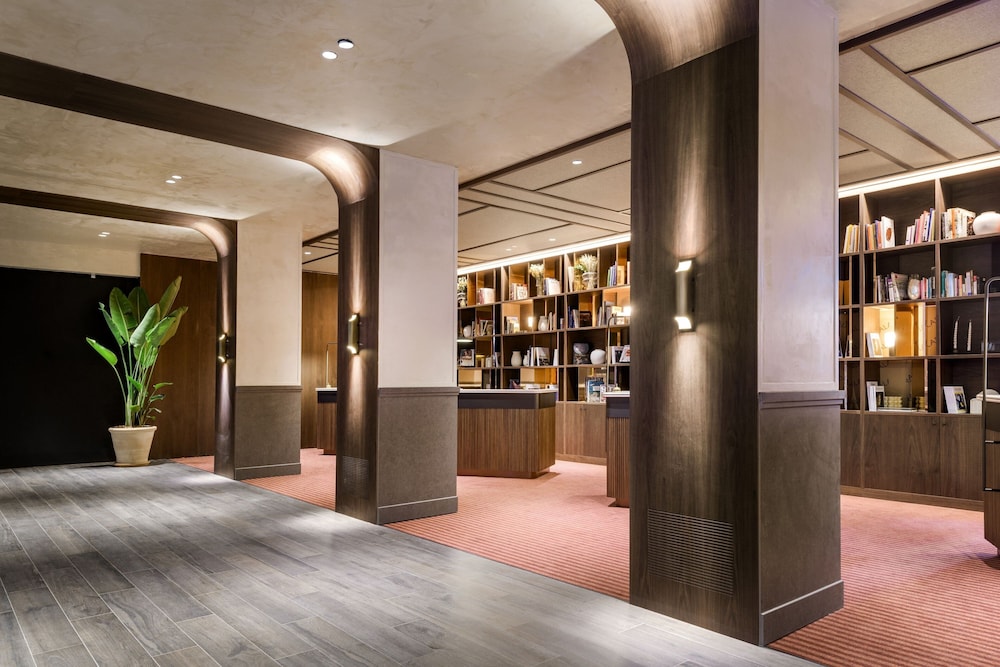 The Westin Madrid Cuzco 7/65
