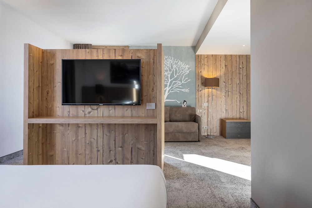 Linta Hotel Wellness And Spa 65/71