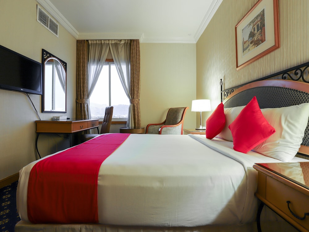 OYO 328 City Plaza Hotel 5/20