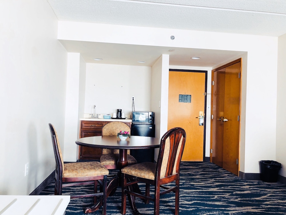 Comfort Inn and Suites Greenville 39/40