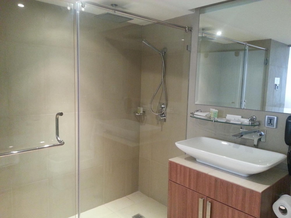 The E-Hotel Makati 13/59
