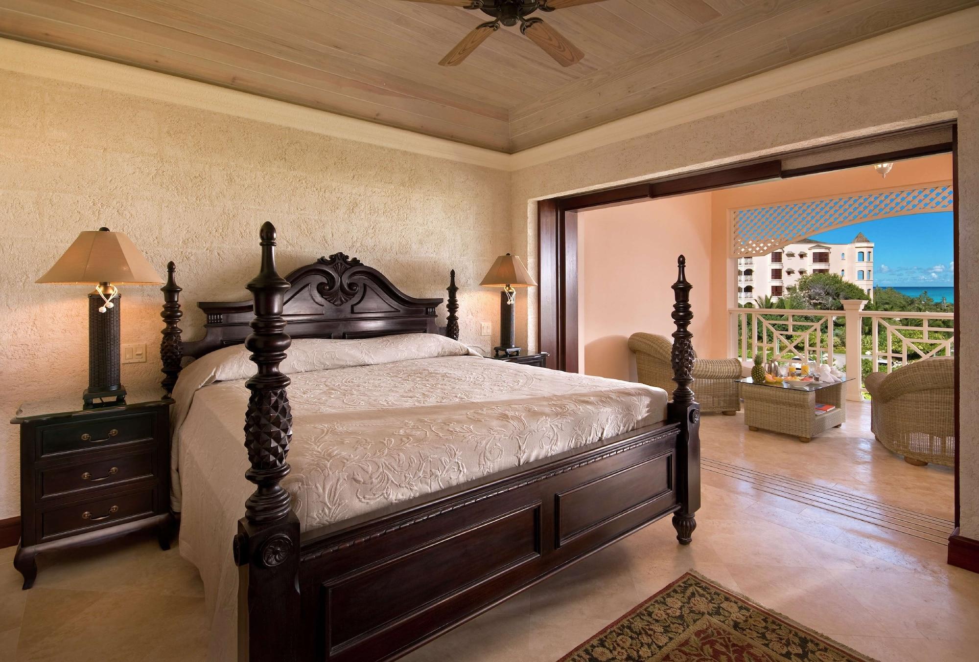 1 Bedroom, Deluxe, Suite, Garden View, Private Rooftop Pool