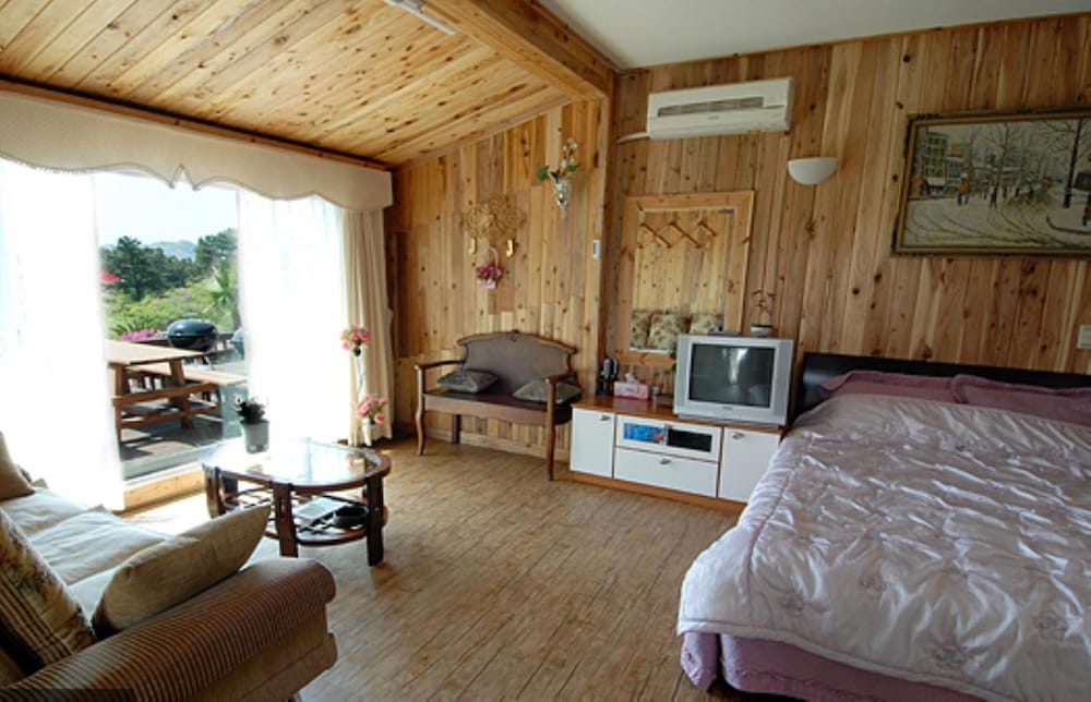 Ebbnsae Pension 12/34
