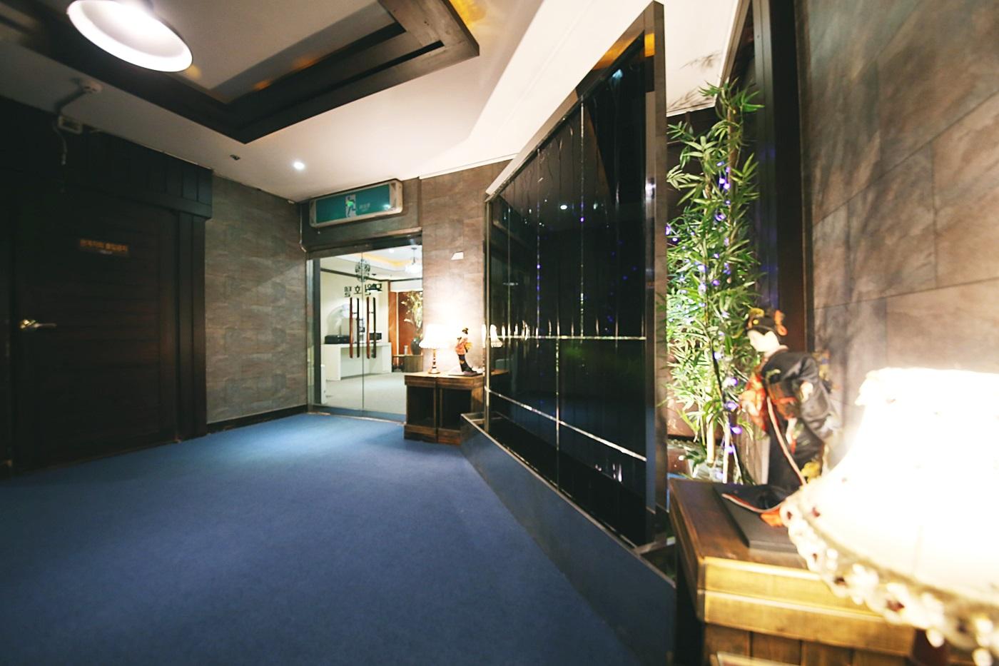 Mowon Hotel 59/71