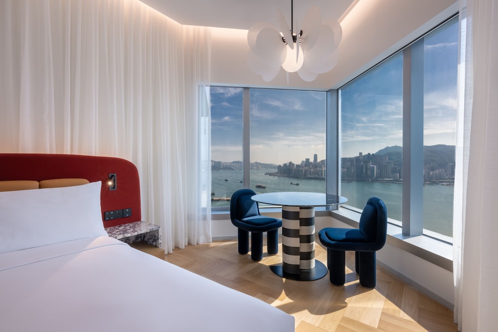 Mondrian Hong Kong 28/48