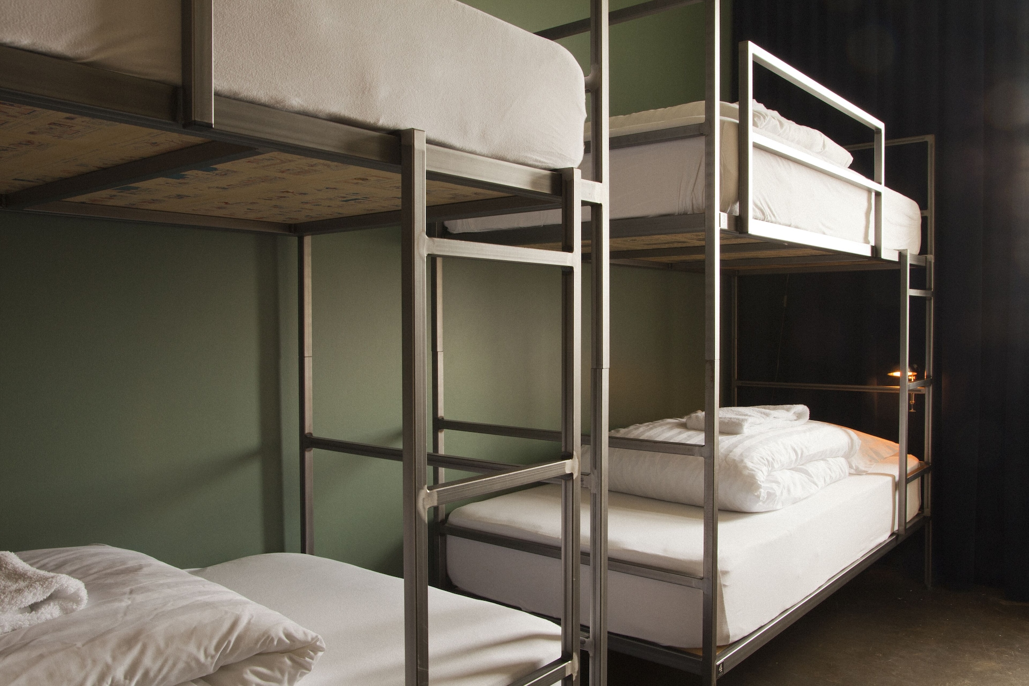 MIXED DORM, STANDARD, 4 BEDS, SHARED BATHROOM