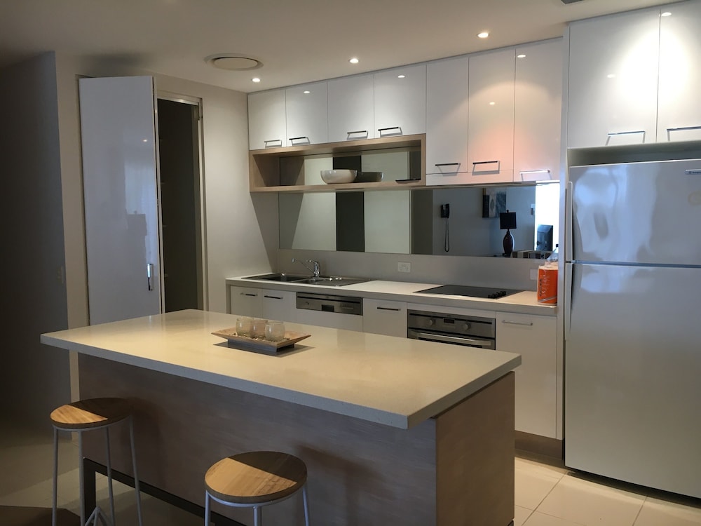 Grand Mercure Allegra Hervey Bay 62/74
