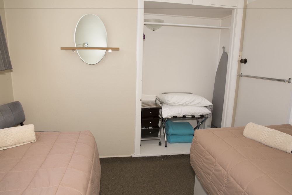 GREYMOUTH MOTEL 15/54