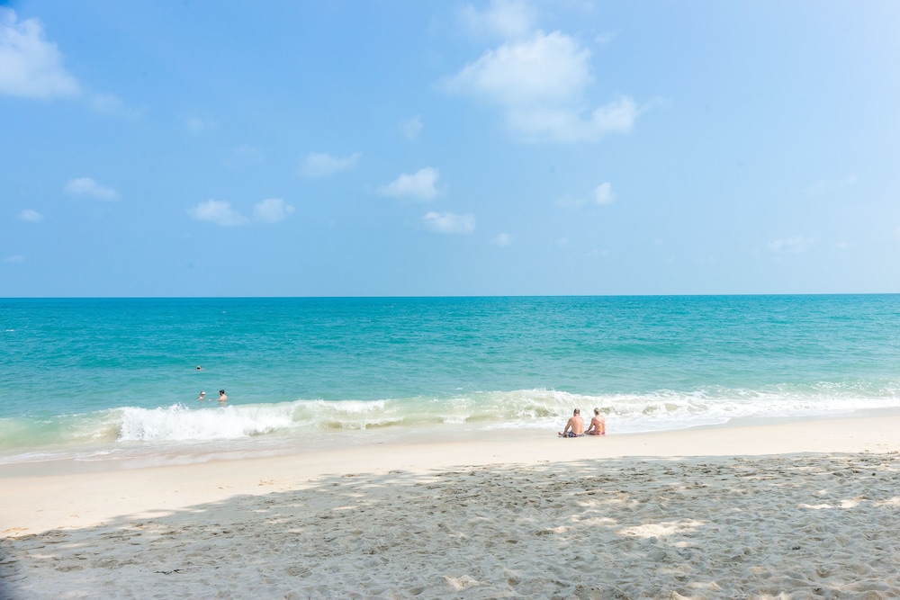 White Sand Samui Resort 45/50