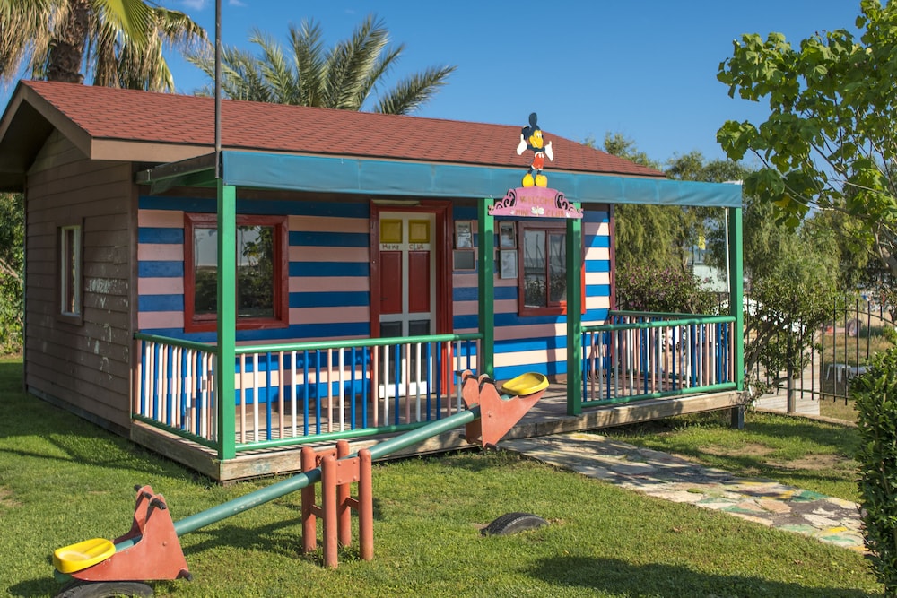 Terrace Beach Resort 22/35