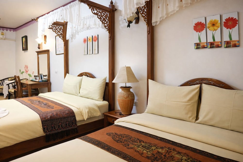 Ban Aothong Hotel 18/50
