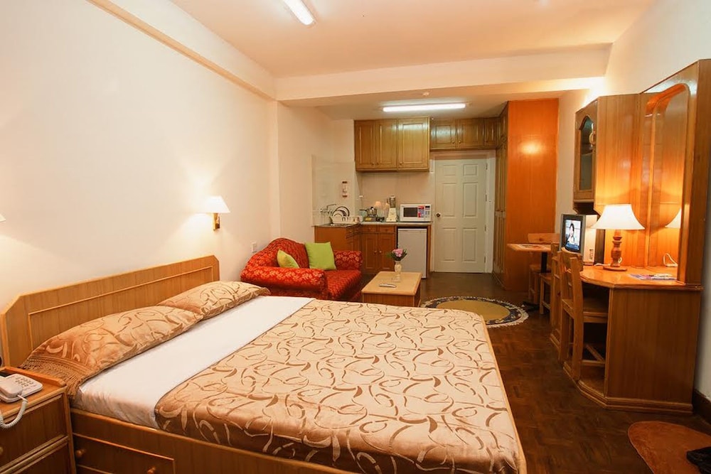 PREMIUM, STUDIO, QUEEN BED