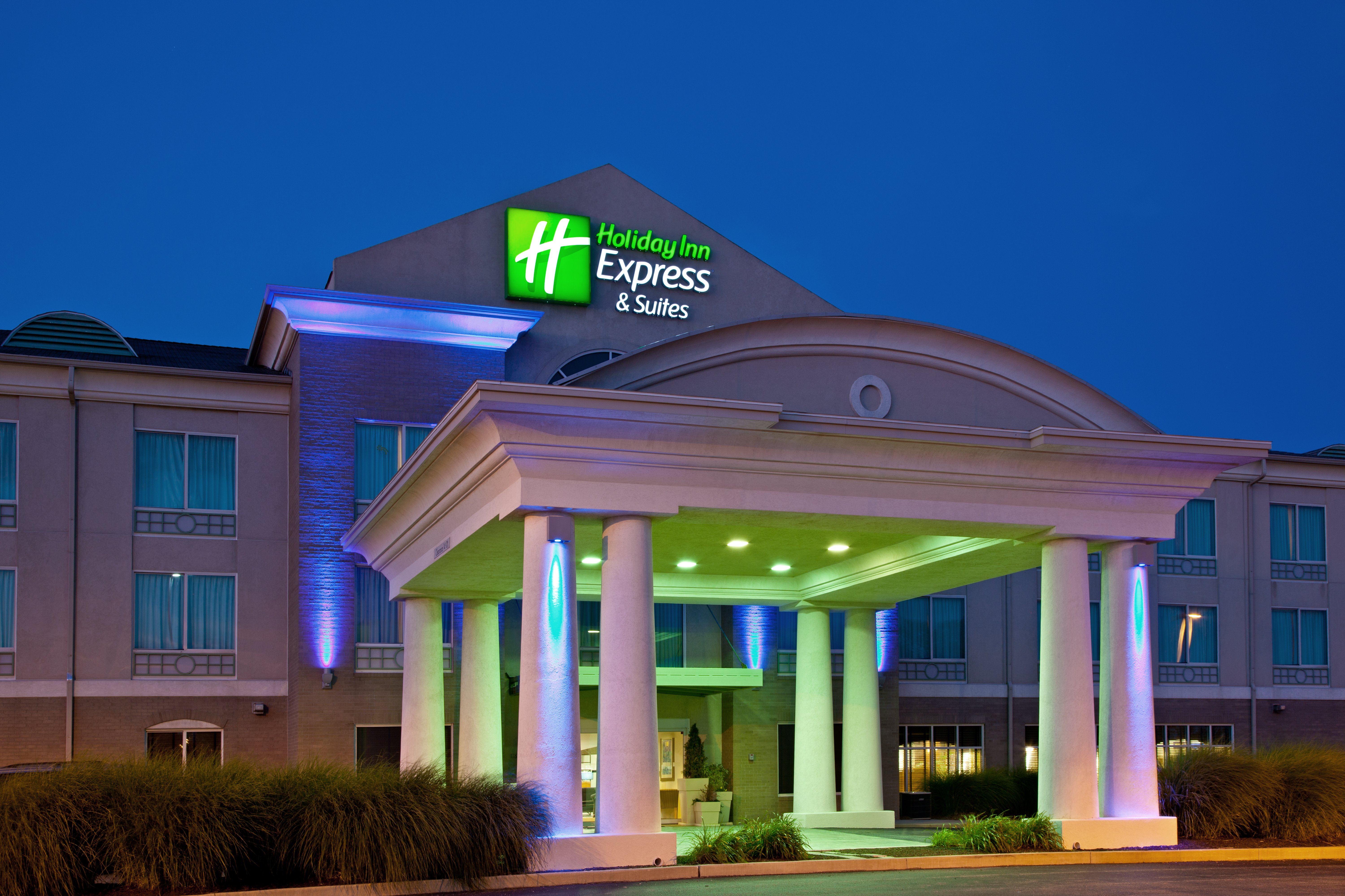 Holiday Inn Express Hotel And Suites Greenwood 2/66