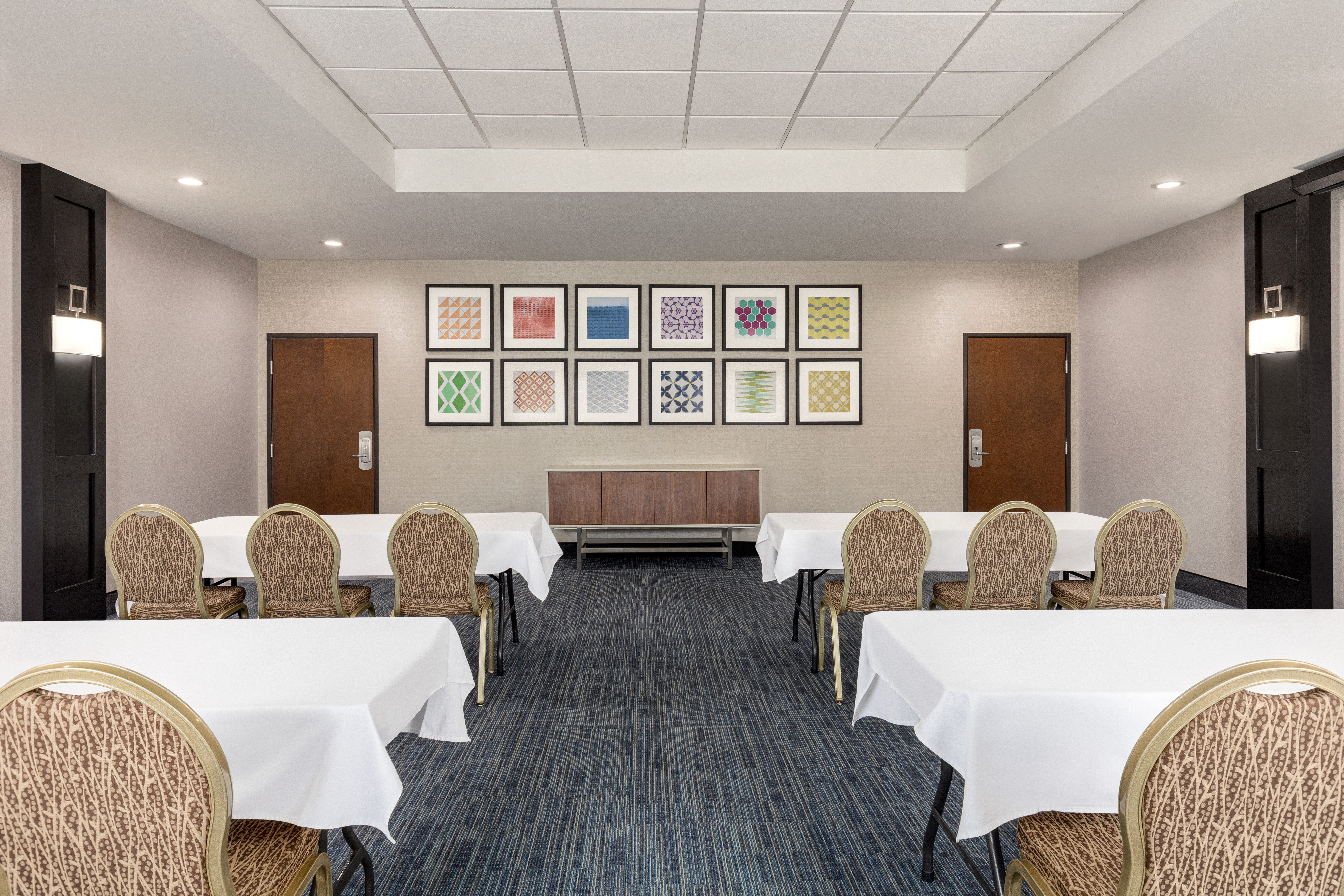 Holiday Inn Express Hotel Suites Waycross 53/56