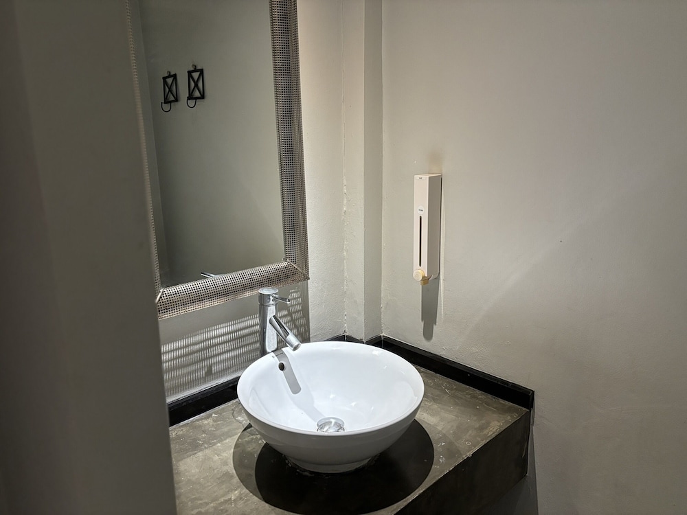 Cacha Hotel 49/50