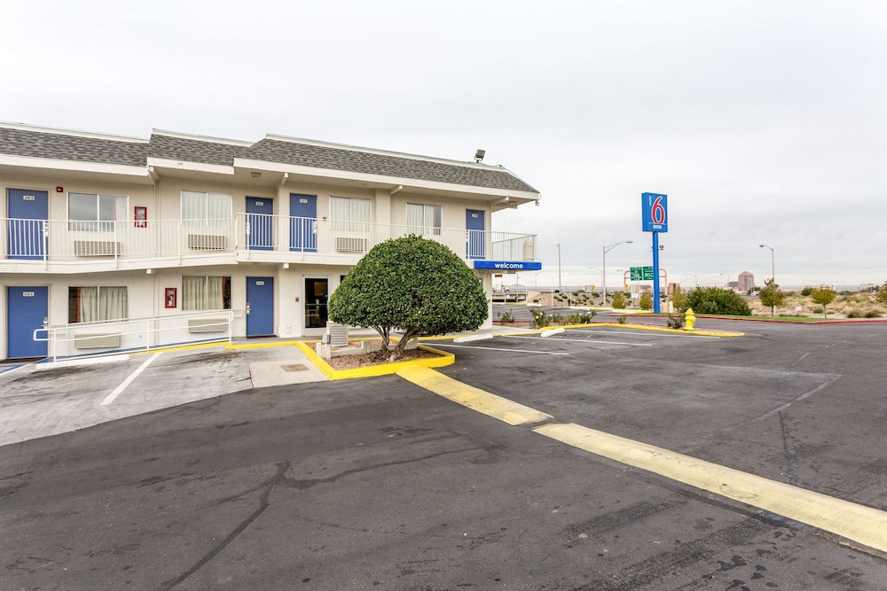 Motel6 Albuquerque, NM - South - Airport 5/33